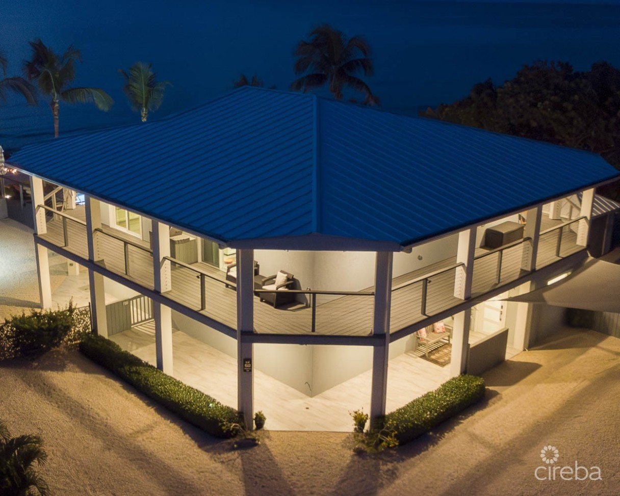 A Wave From It All - Fully Reno'd 4 Bed Oceanfront - Image 5