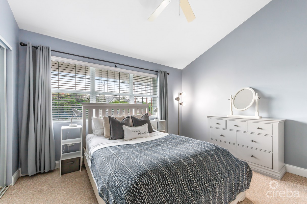 Windsor Village 18,  South Sound Townhome - Image 10