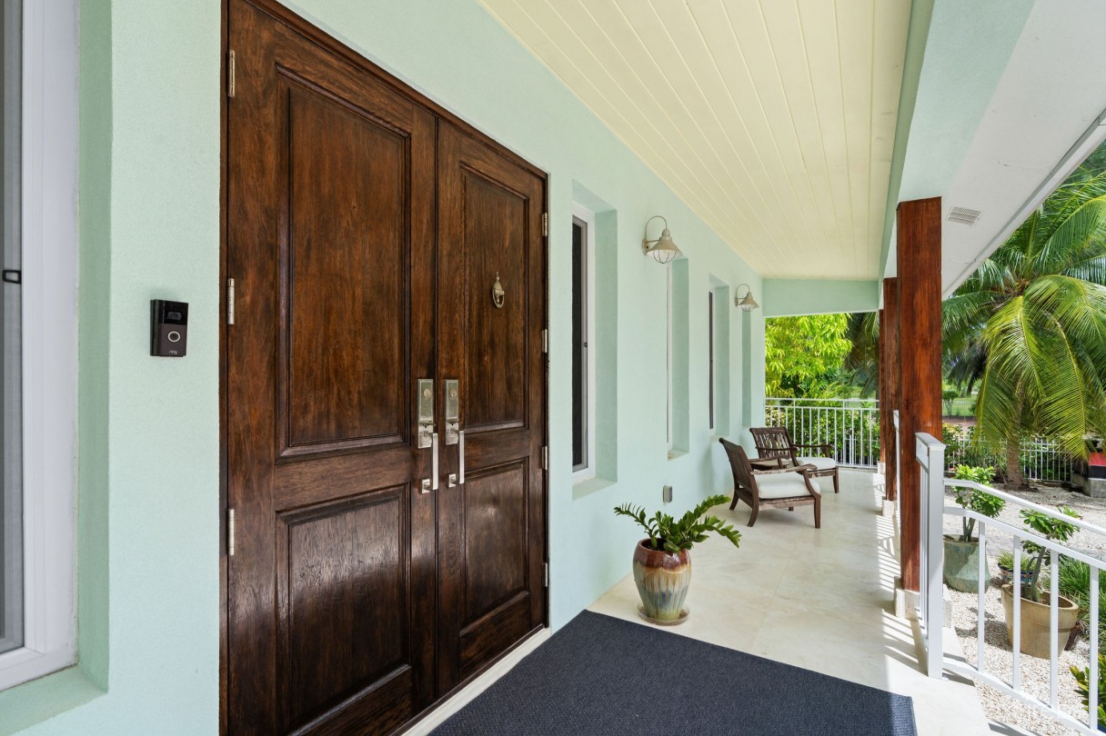 Sunrise Landing Family Home - Image 1