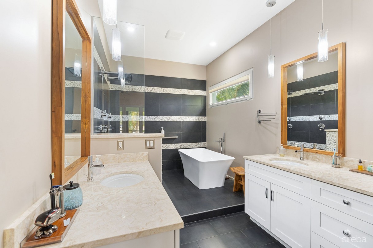 Sunrise Landing Family Home - Image 9