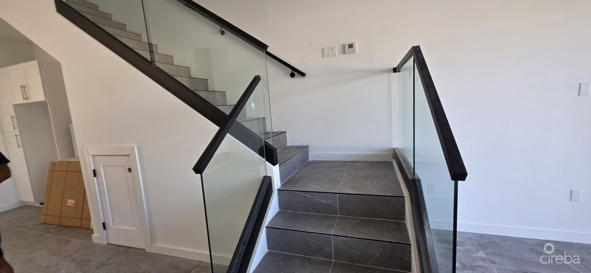 25k Cash Back New South Sound 2bed 2.5 Bath - Prive - Image 5