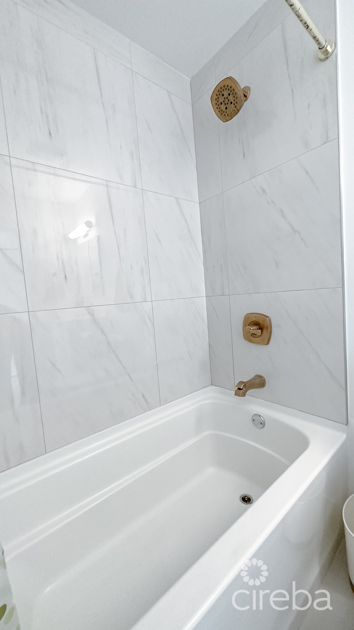 1bed Condo West Bay Siena Gardens - Image 6