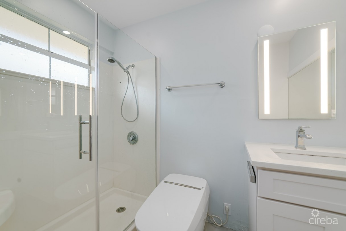 Ocean Club 2bed/2.5bath Condo - Image 12