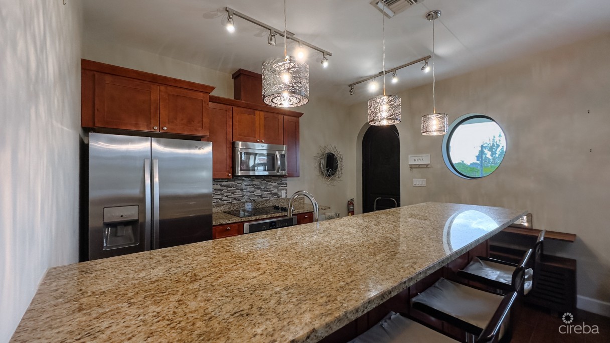 2 Bedroom San Sebastian Townhouse - Image 3