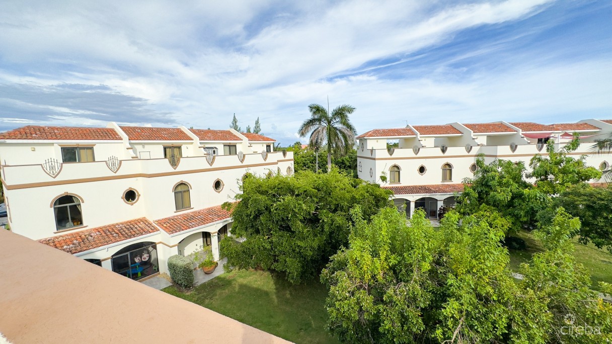 2 Bedroom San Sebastian Townhouse - Image 14