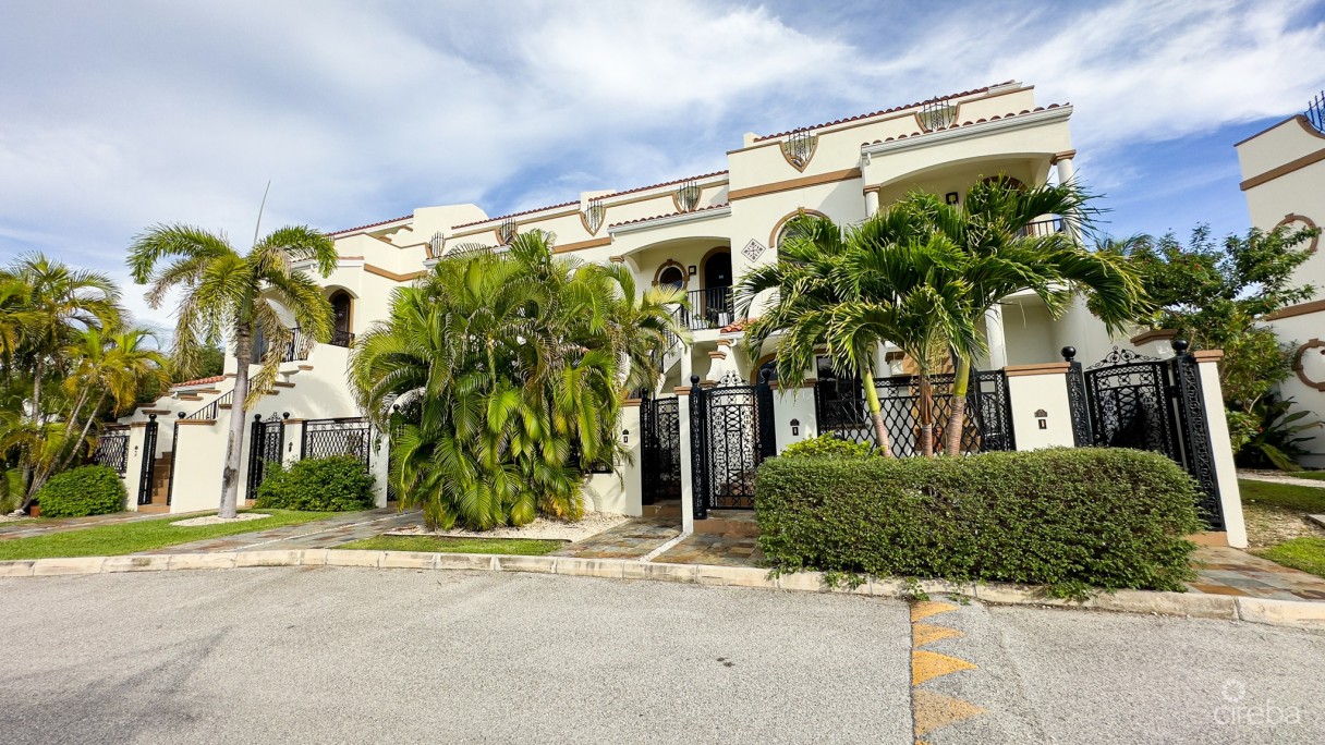 2 Bedroom San Sebastian Townhouse - Image 16