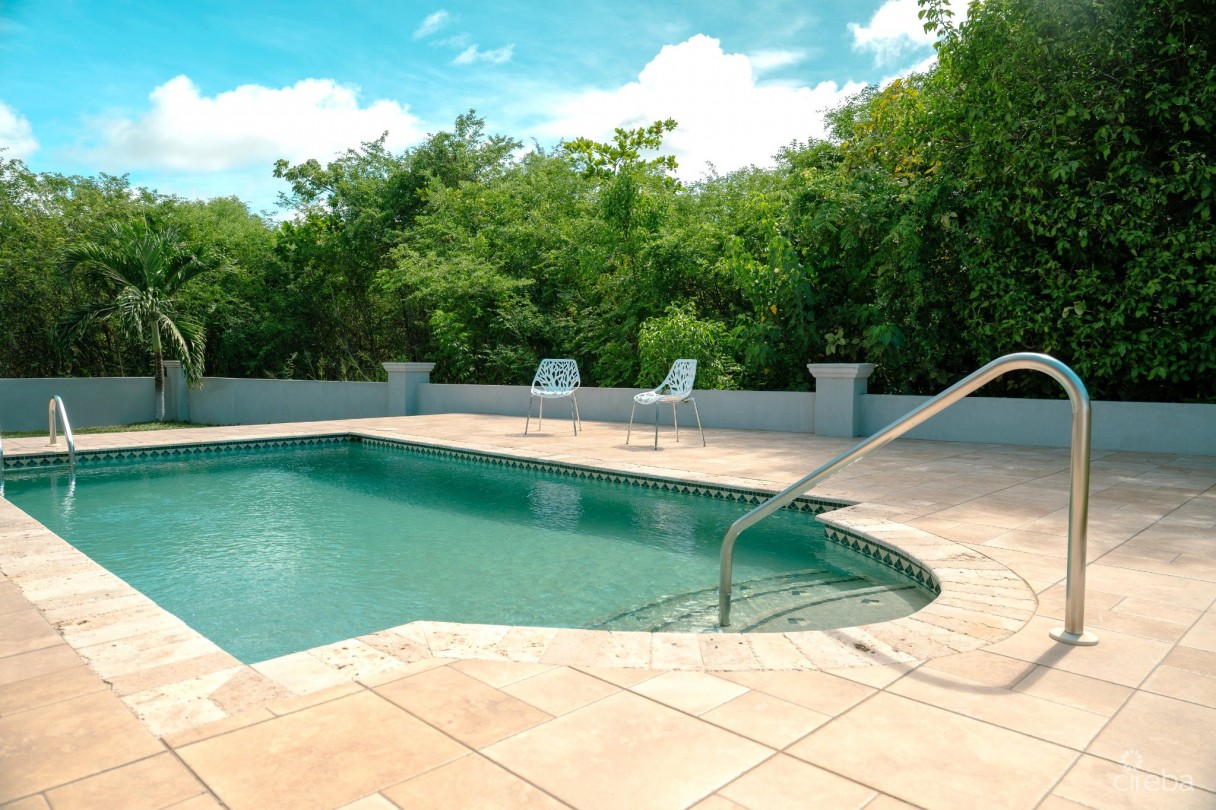 4 Bedroom Beautiful Family Home In Savannah - Image 16