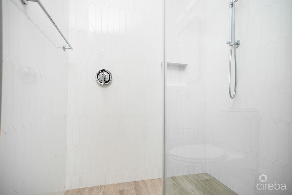 1 Bed One Canal Point - Image 6