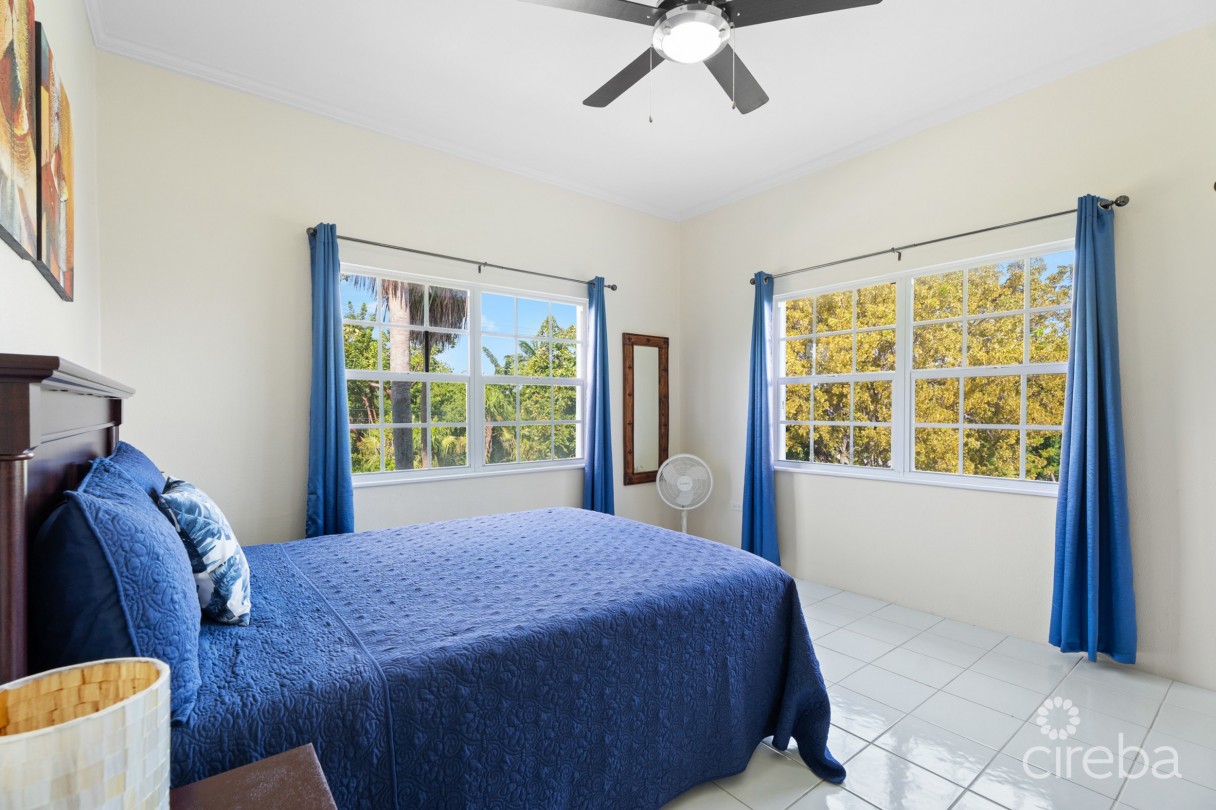 Spacious 3 Bedroom Apartment In South Sound! - Image 6