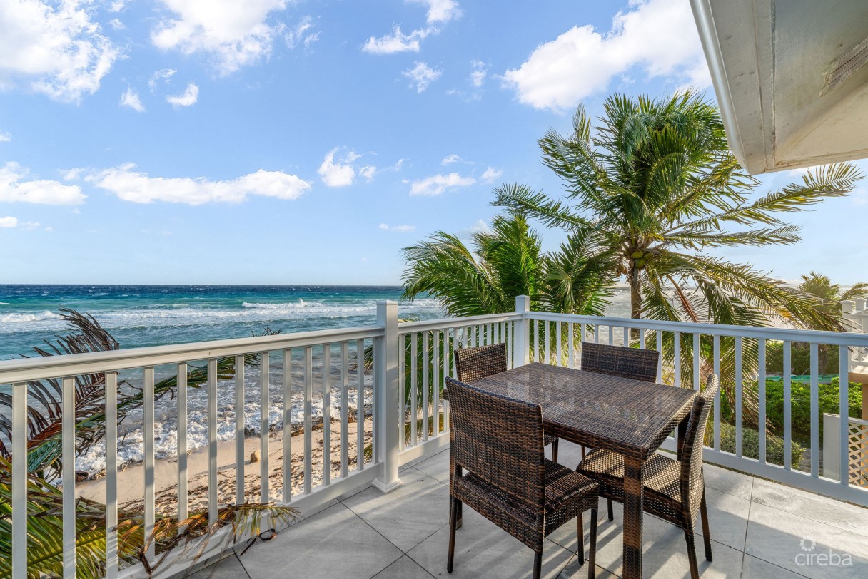 Mahogany Point Villas 3, Beach Front Townhome - Image 8