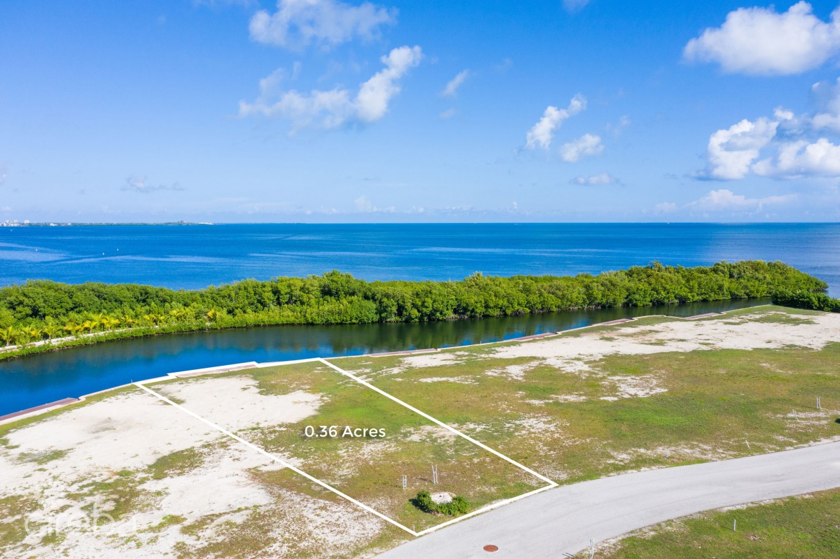 Harbour Reach 0.37 Acres, North Sound Front Land