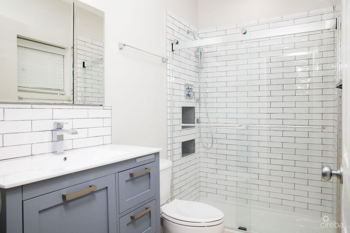 307 South Shore - Image 2