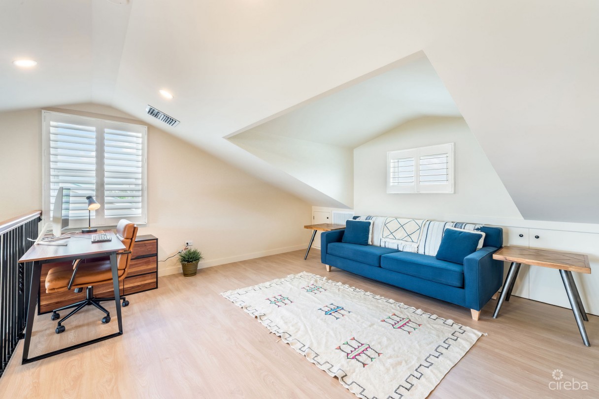 Superb Value And Views On Spotts Beach - 15 Coral Bay Village - Image 21