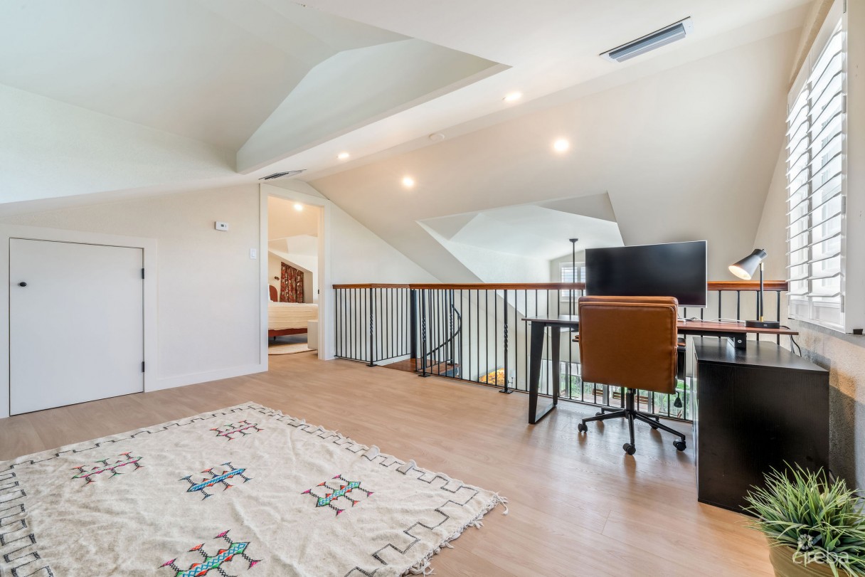 Superb Value And Views On Spotts Beach - 15 Coral Bay Village - Image 23