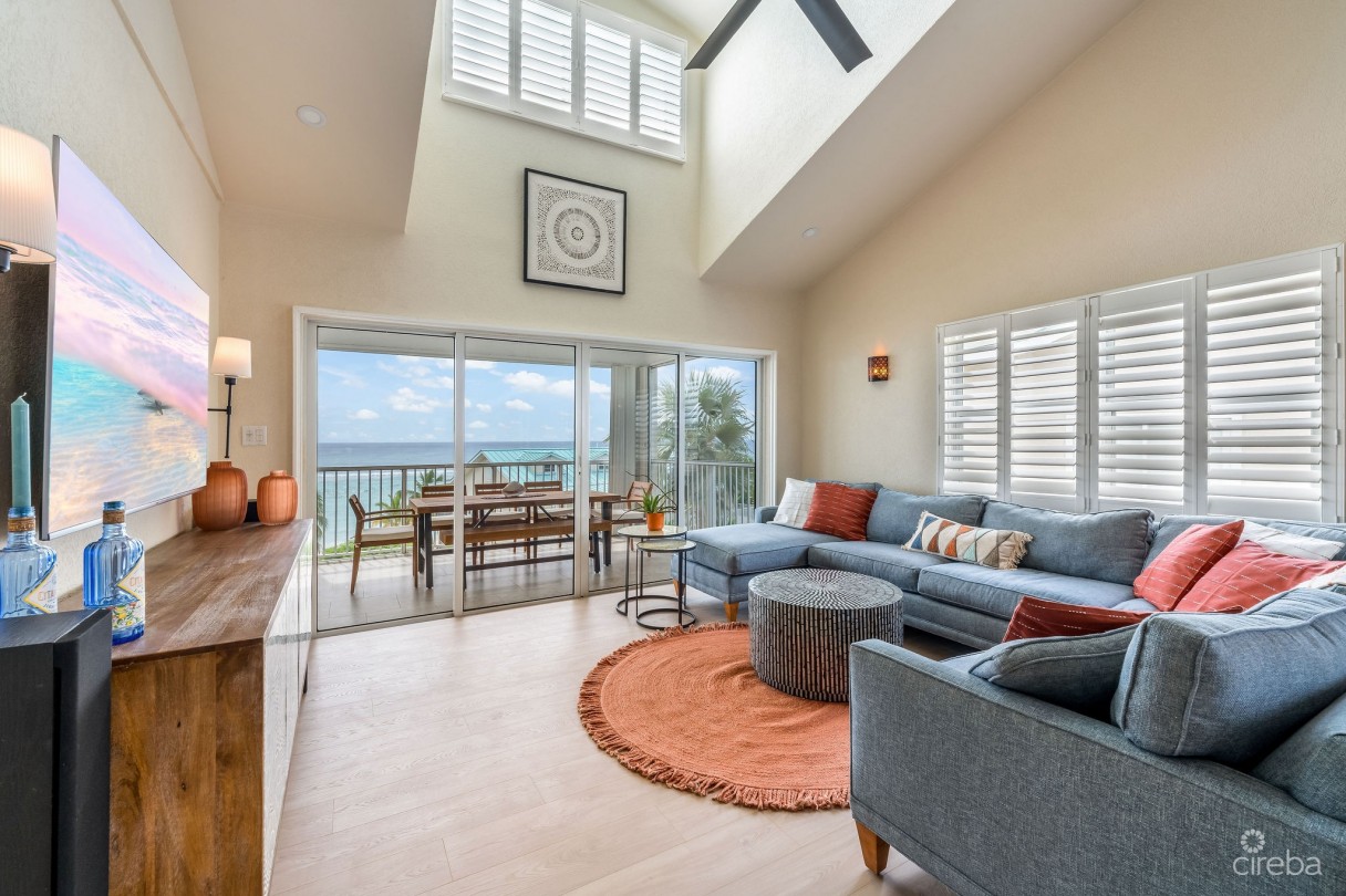 Superb Value And Views On Spotts Beach - 15 Coral Bay Village - Image 7