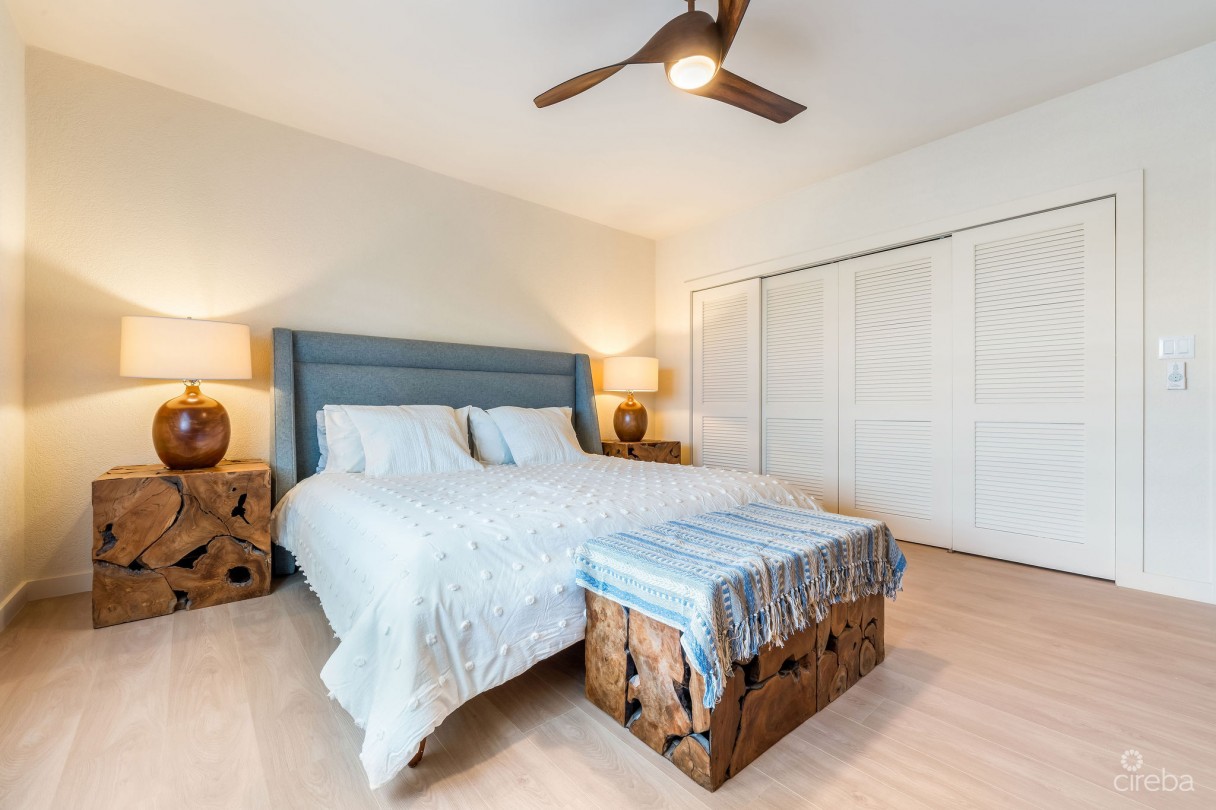 Superb Value And Views On Spotts Beach - 15 Coral Bay Village - Image 18