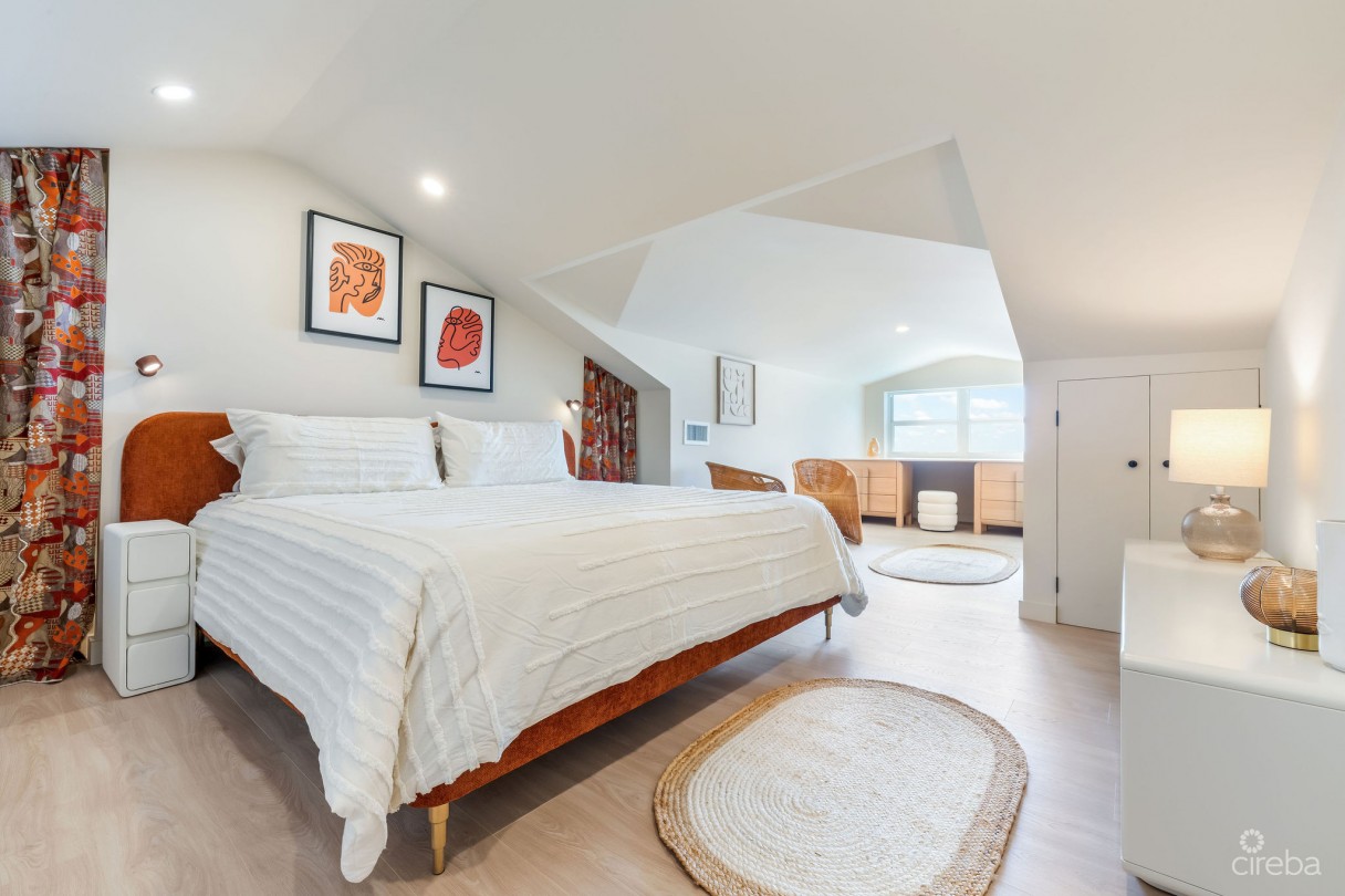 Superb Value And Views On Spotts Beach - 15 Coral Bay Village - Image 24