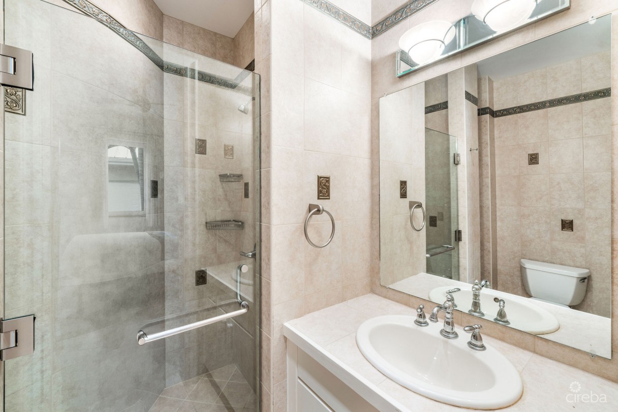 Villa Gabrielle Luxury Oceanfront Estate - Image 23