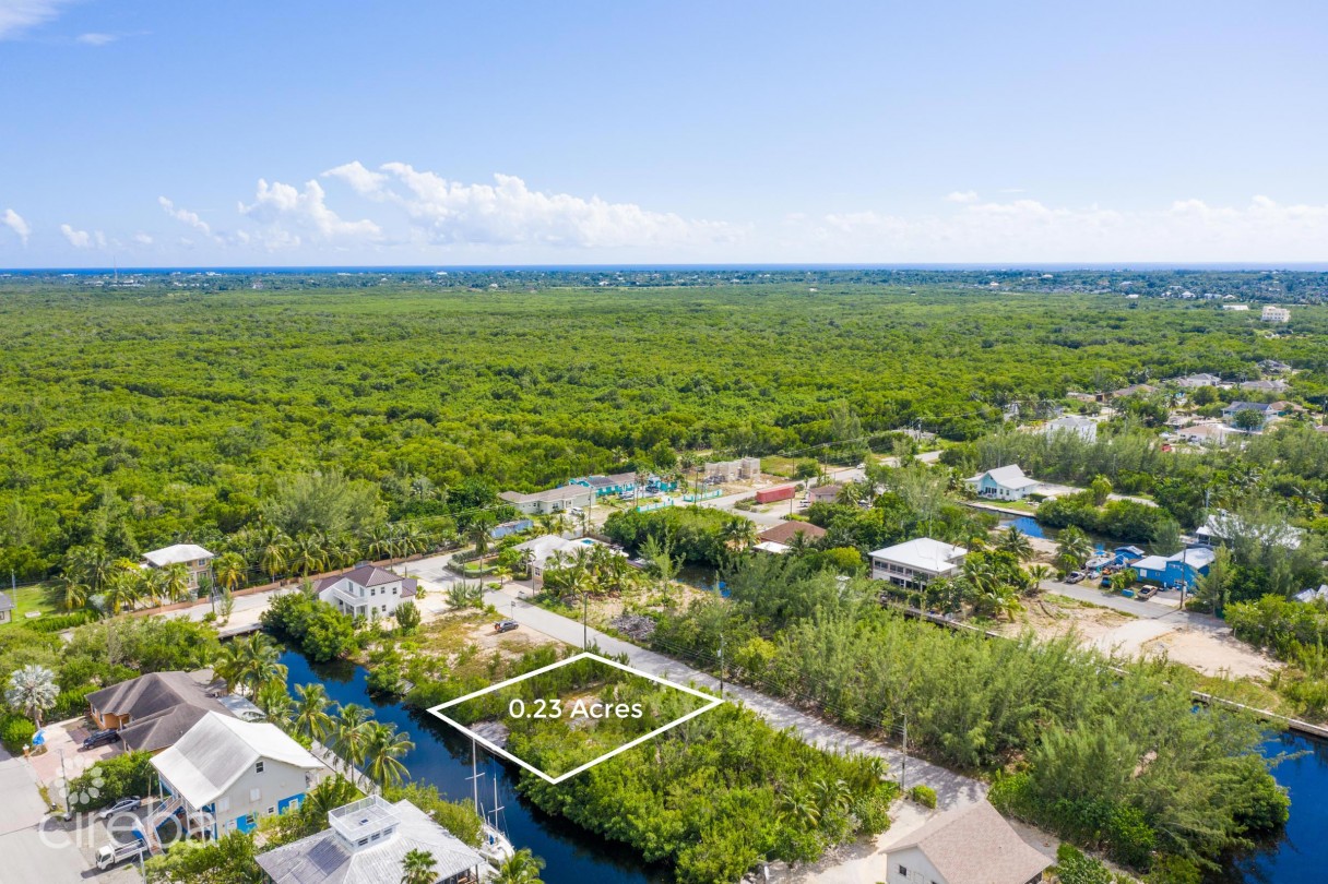 Green Street 0.23 Acres, Savannah Canal-front - Image 6