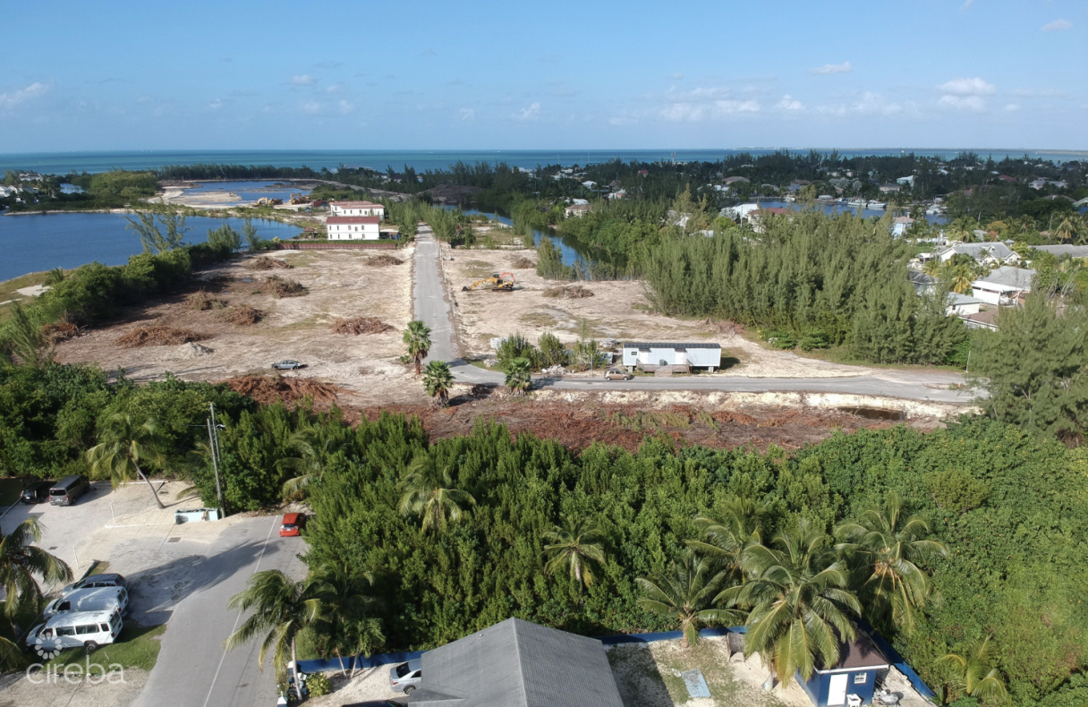 Auburn Bay, Large Canal Front Lot C9 - Image 3