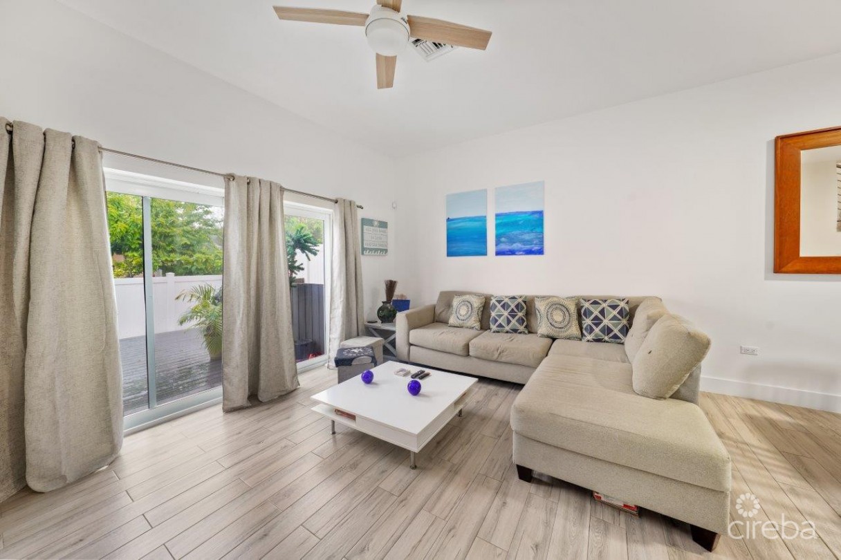 Mantras 2 Bed Modern Close To The Beach - Image 6
