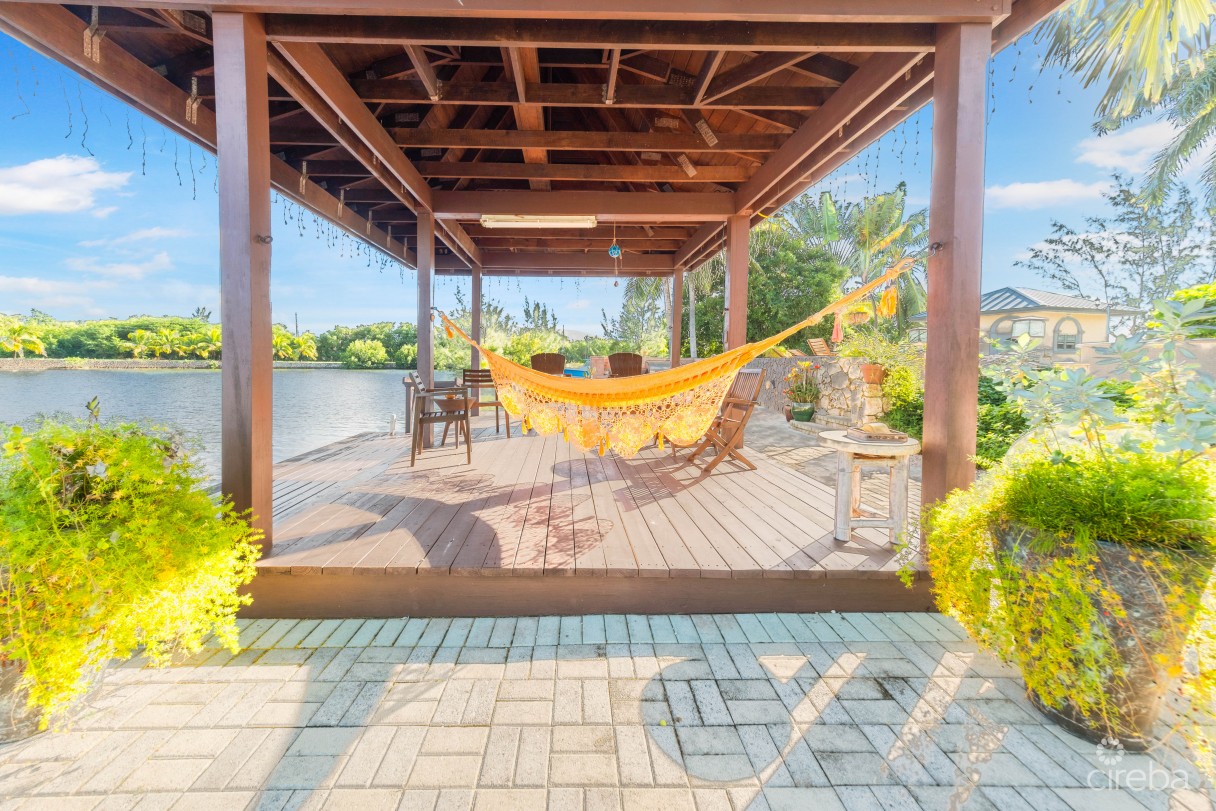 Timeless Palm Island Circle Estate - Image 8