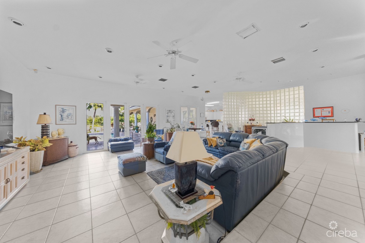 Timeless Palm Island Circle Estate - Image 20