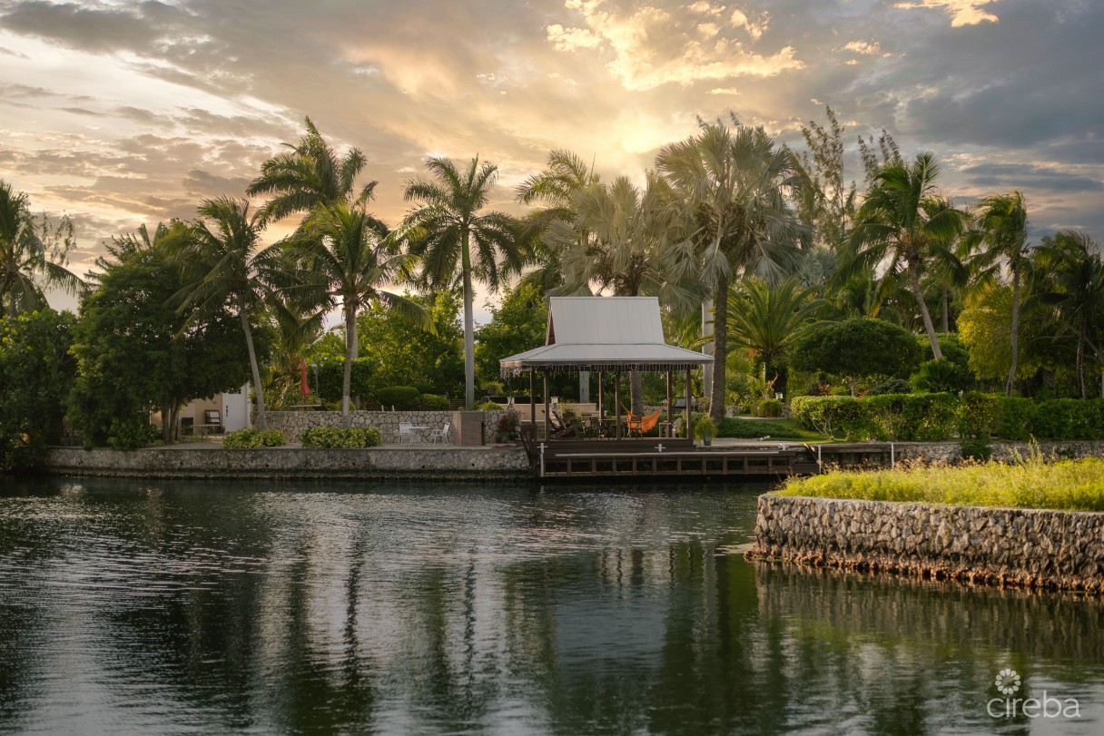 Timeless Palm Island Circle Estate - Image 28