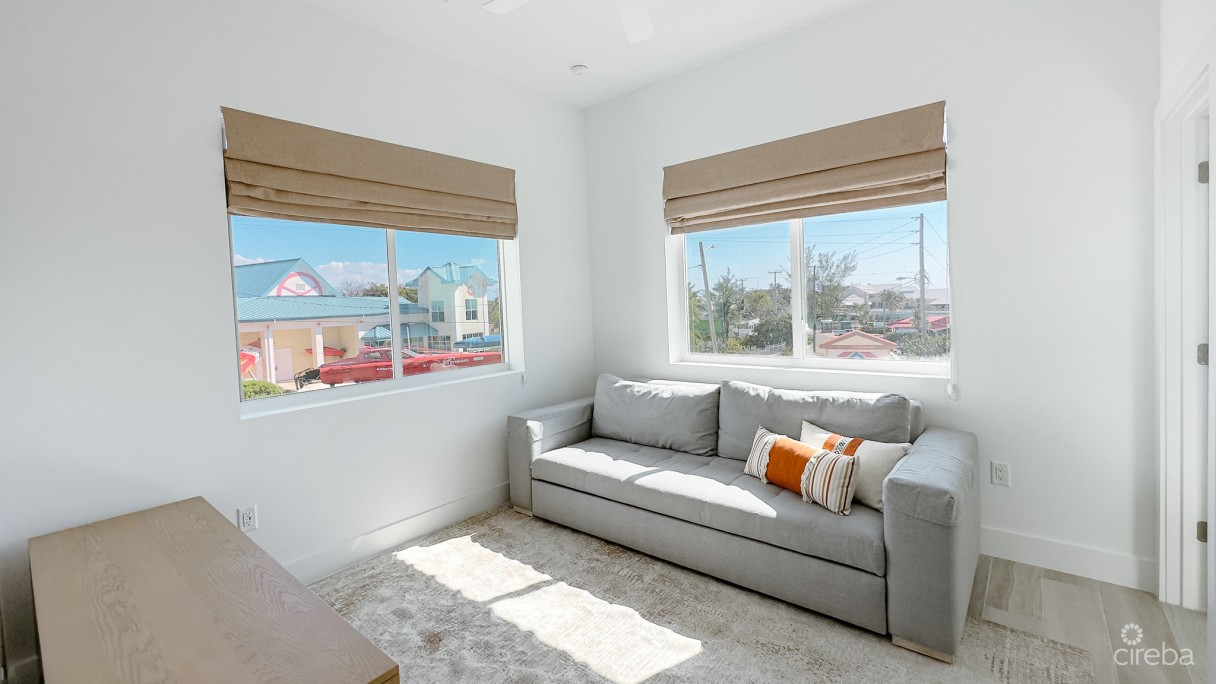 Sunset Point End Unit West Bay - Image 7