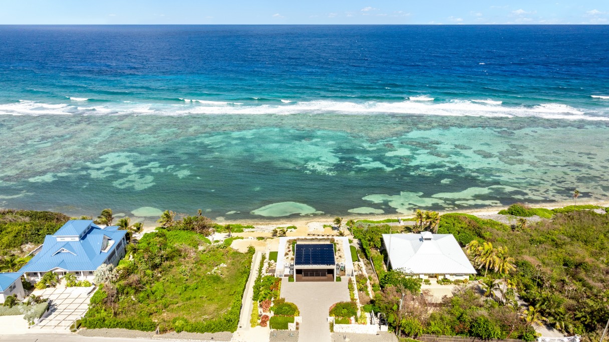 Beach Front East End Land - Image 1