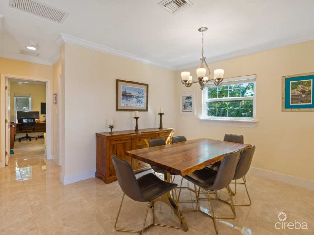 4 Bed Ocean Front In Savannah - Image 1