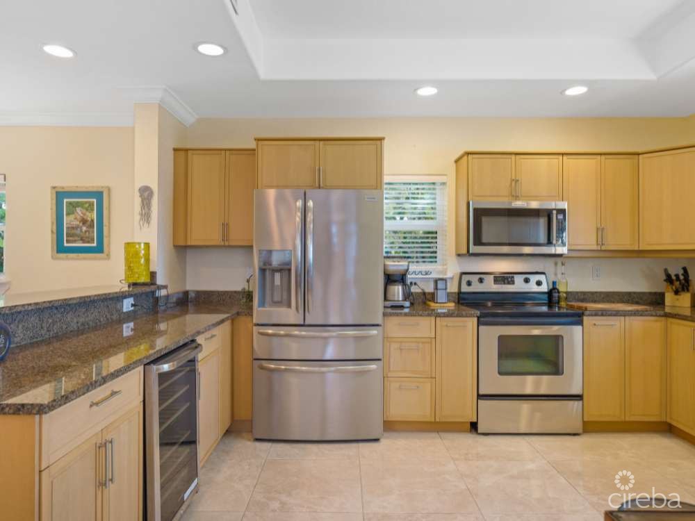 4 Bed Ocean Front In Savannah - Image 7
