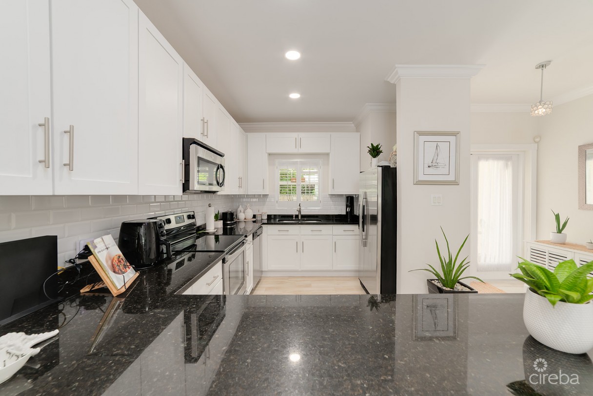 Conch Point Gardens - Image 7