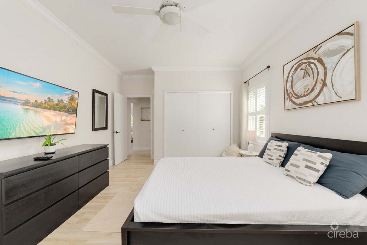 Conch Point Gardens - Image 8