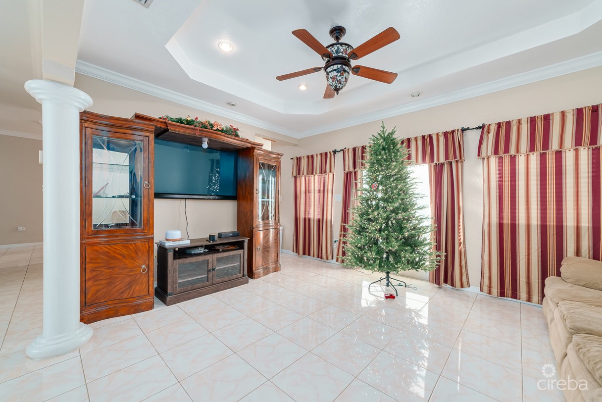 4 Bed + Office / 3.5 Bath Single Family Home - Image 3