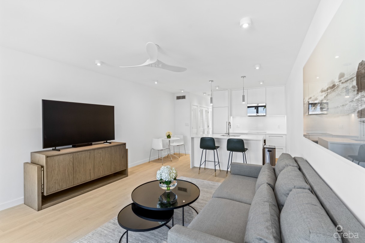 Beachfront Condo Island Pine Villas - Image 9