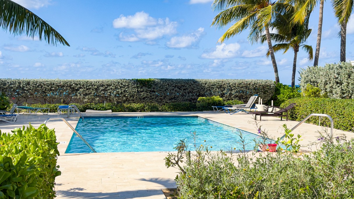 Beachfront Condo Island Pine Villas - Image 11