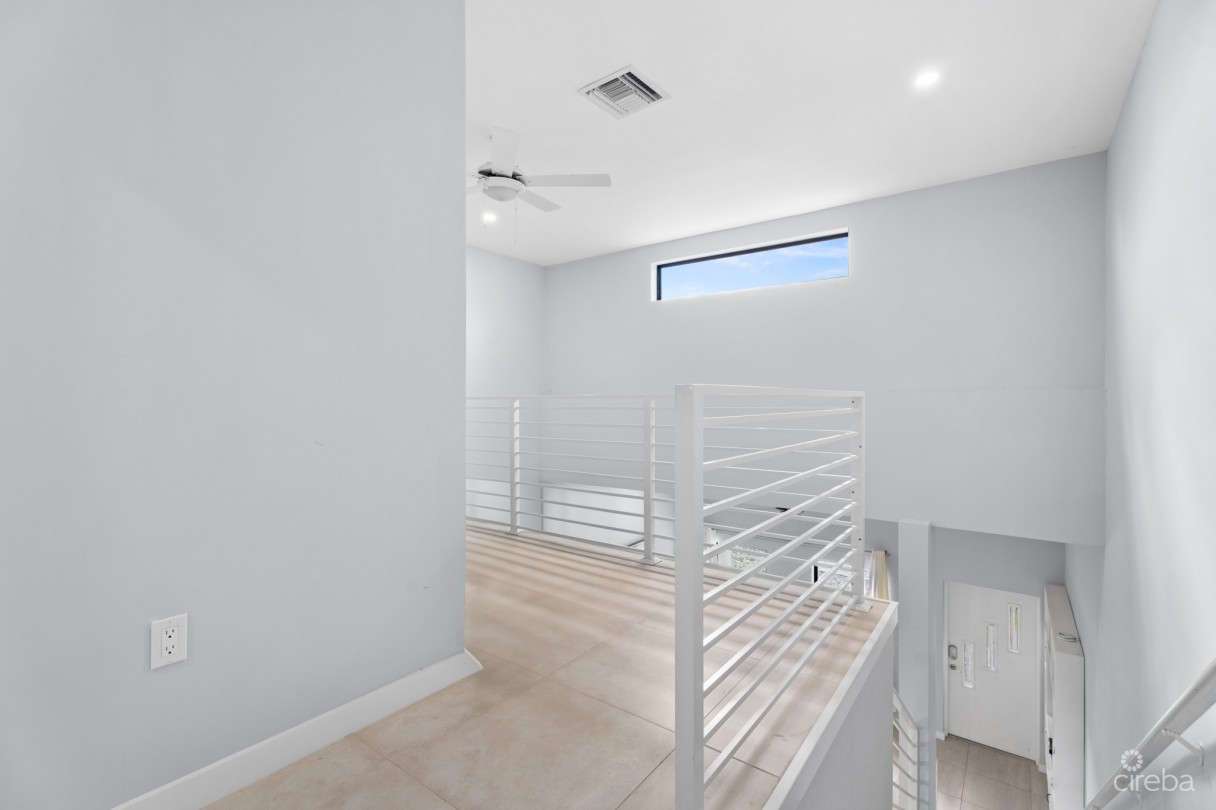 Oasis Townhome #7 - Image 15