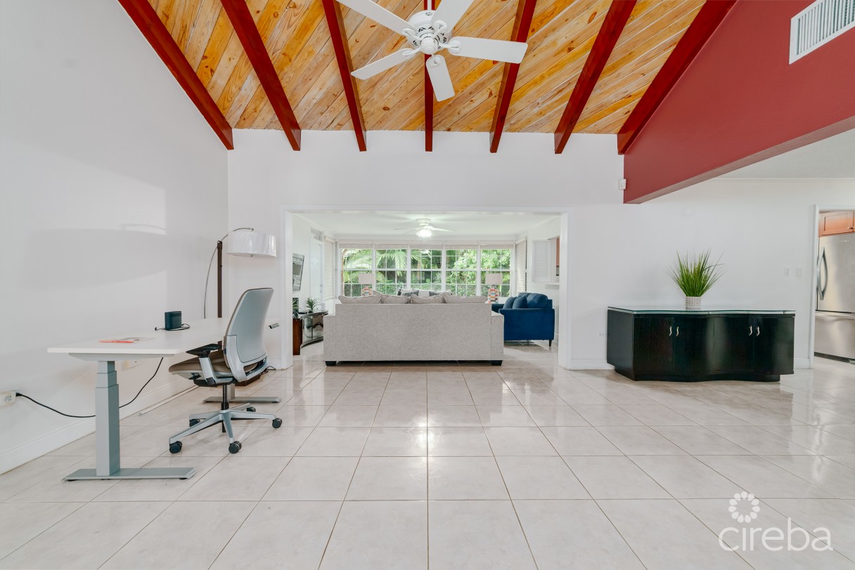 Rare Opportunity On Smb Corridor - Home On 0.4 Acres - Image 1