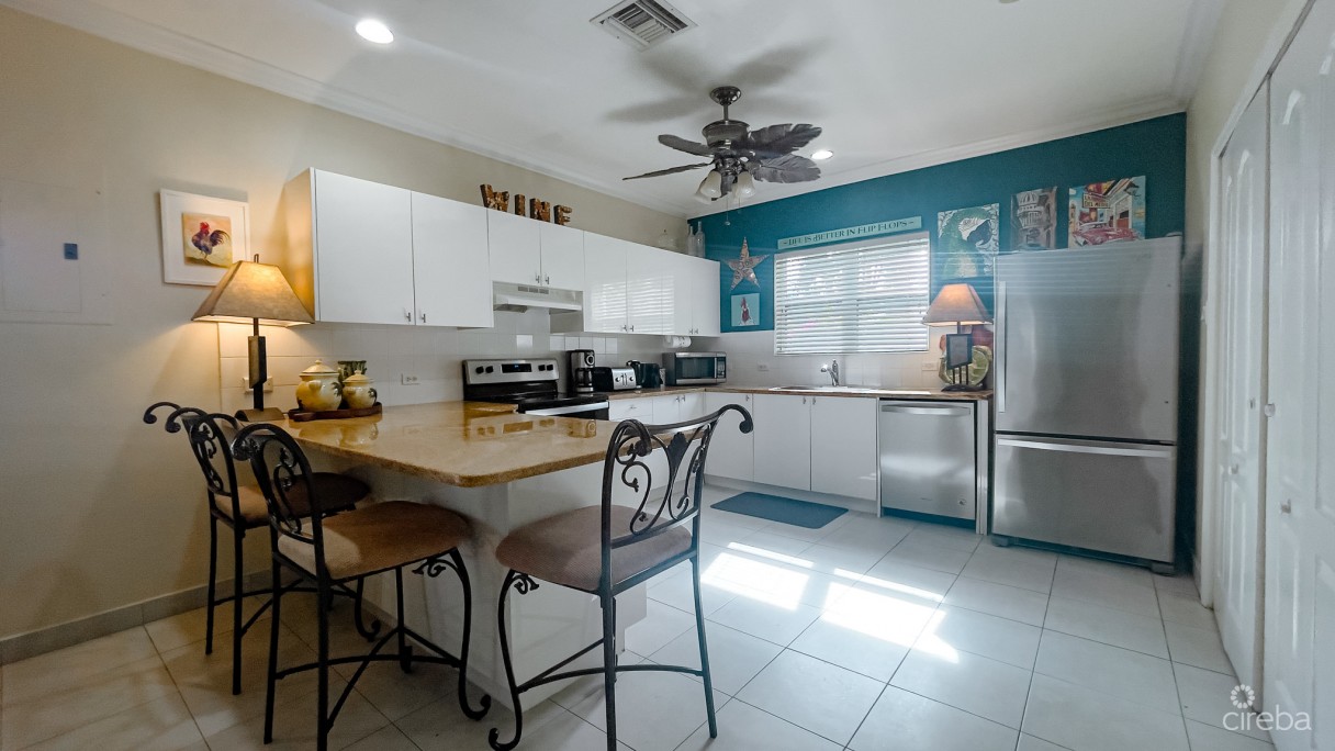 2 Bed South Sound Townhome  Grand Palms - Image 3