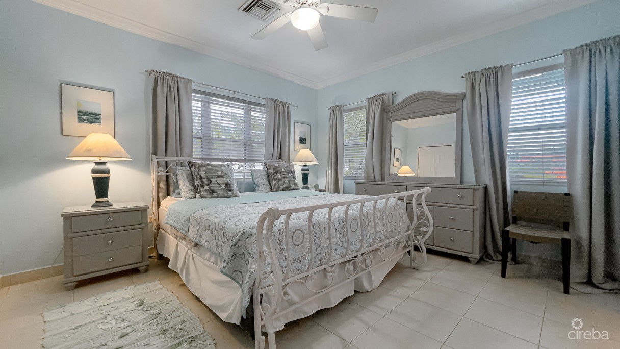 2 Bed South Sound Townhome  Grand Palms - Image 17