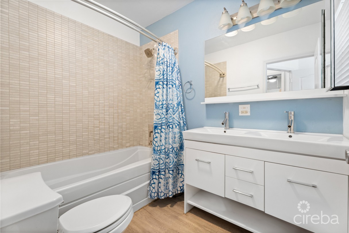 Fountain Court 3 Bed Plus Den - Image 7