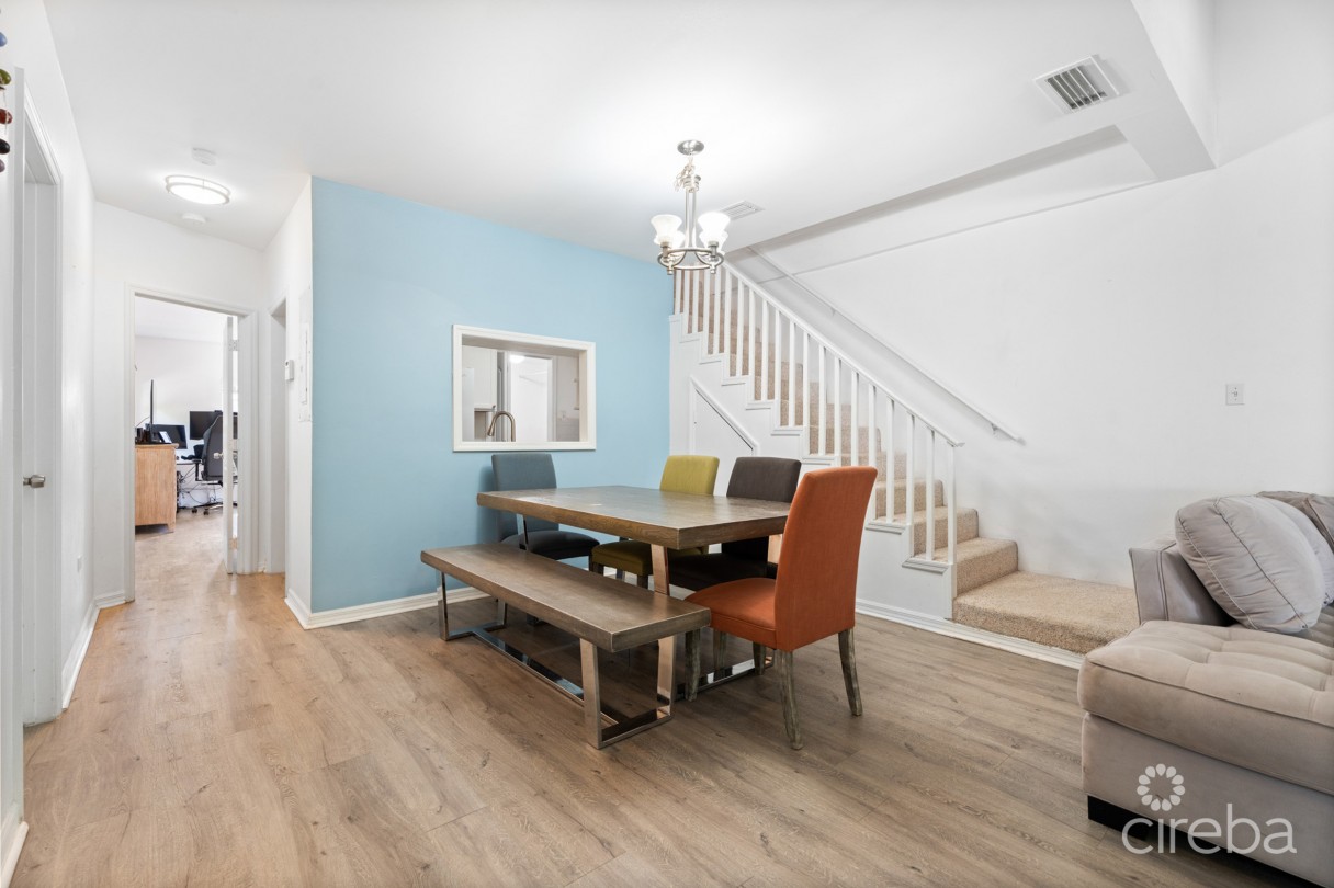 Fountain Court 3 Bed Plus Den - Image 16