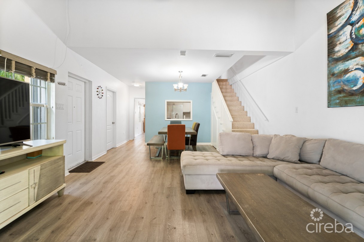 Fountain Court 3 Bed Plus Den - Image 18