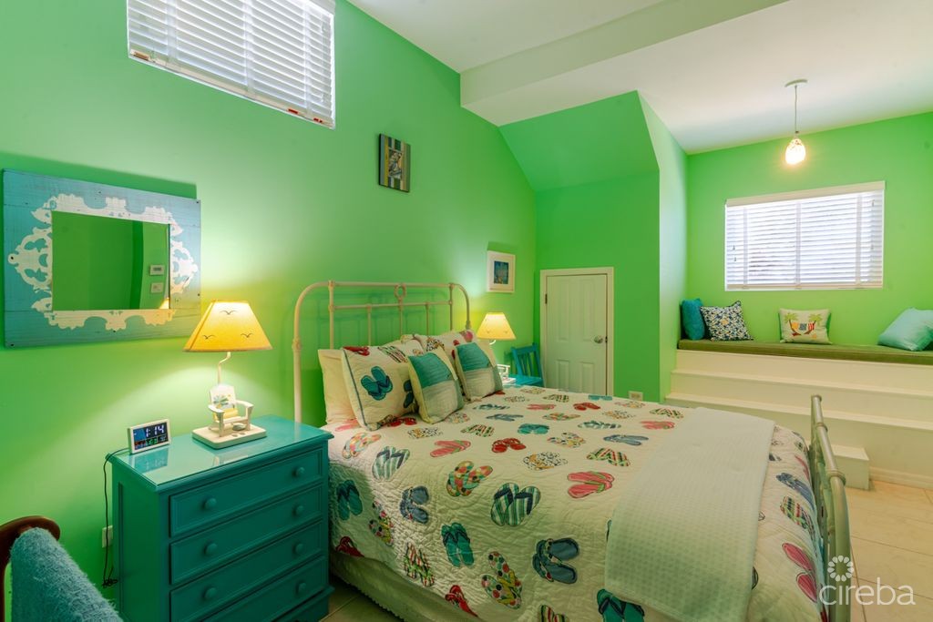 Shore Tang - Image 15