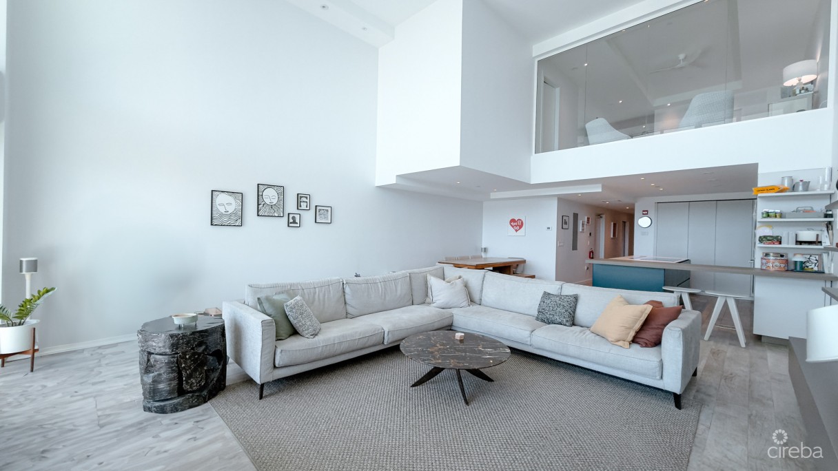 Tides Beachfront Residence - Image 3