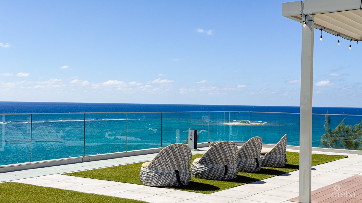 Tides Beachfront Residence - Image 19