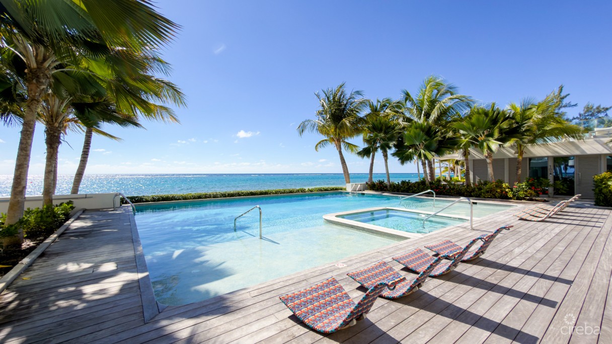 Tides Beachfront Residence - Image 22