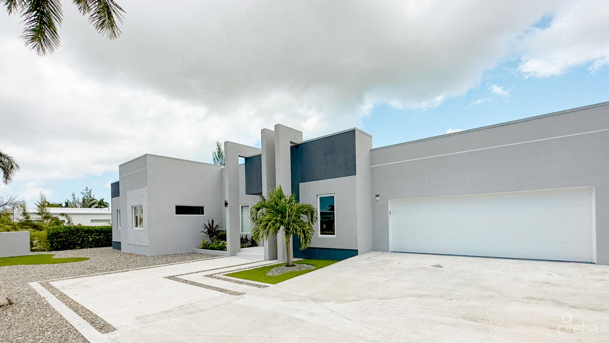 Tarpon Circle 4 Bed Family Home - Image 1