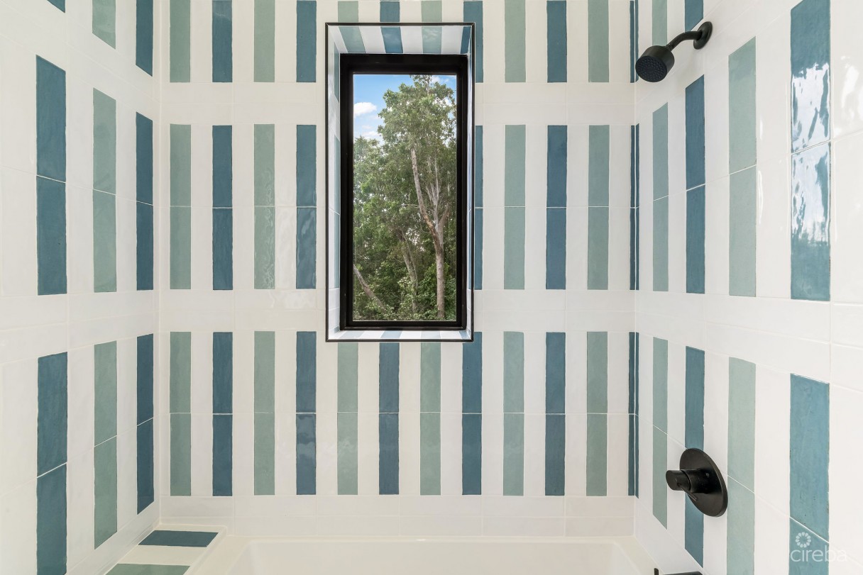 Bel Air Dr, South Sound - Custom New Build - Image 19